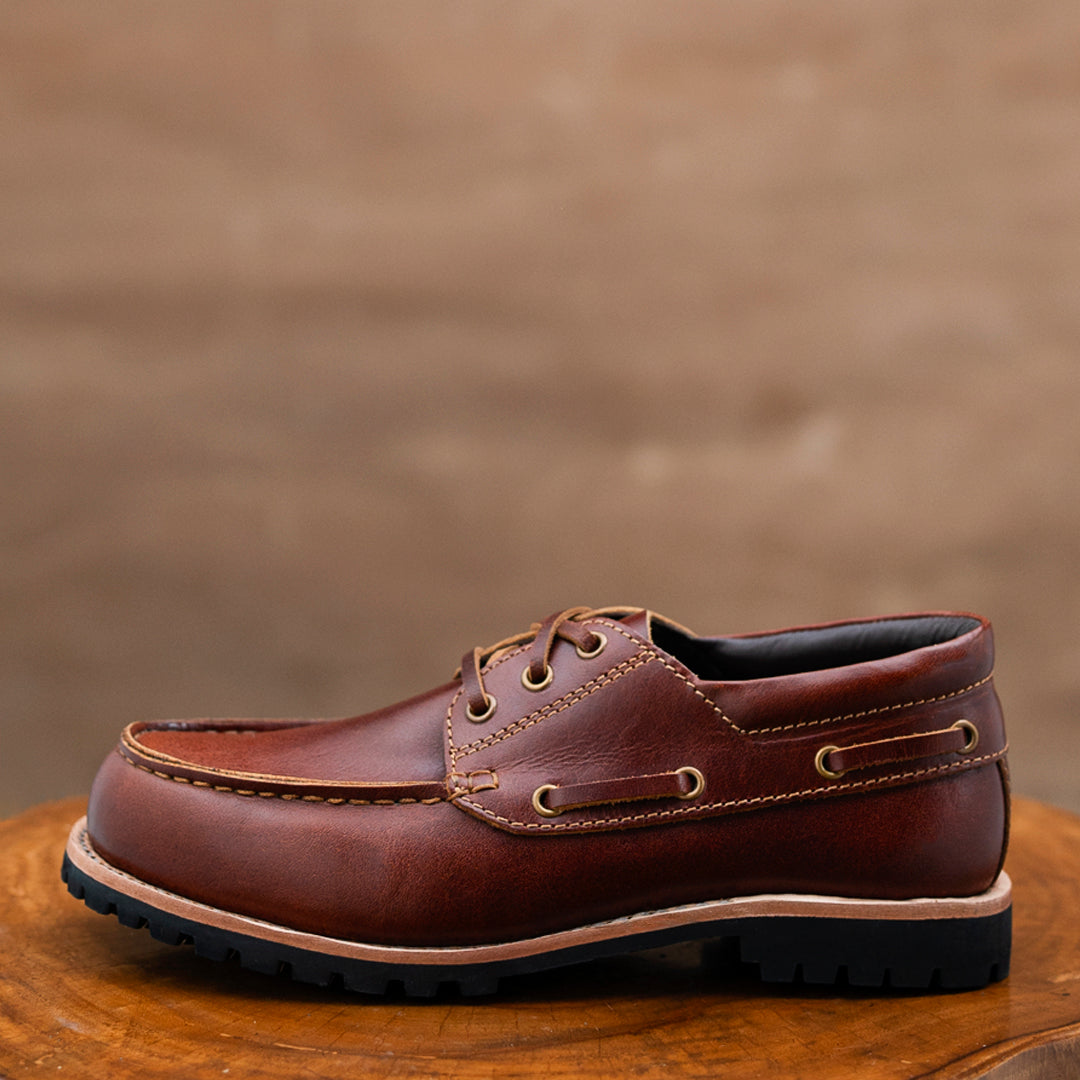 Voyager Boat Shoes (Saddle Tan) Goodyear Welted