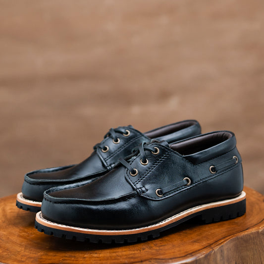 Voyager Boat Shoes (Raven Black) Goodyear Welted