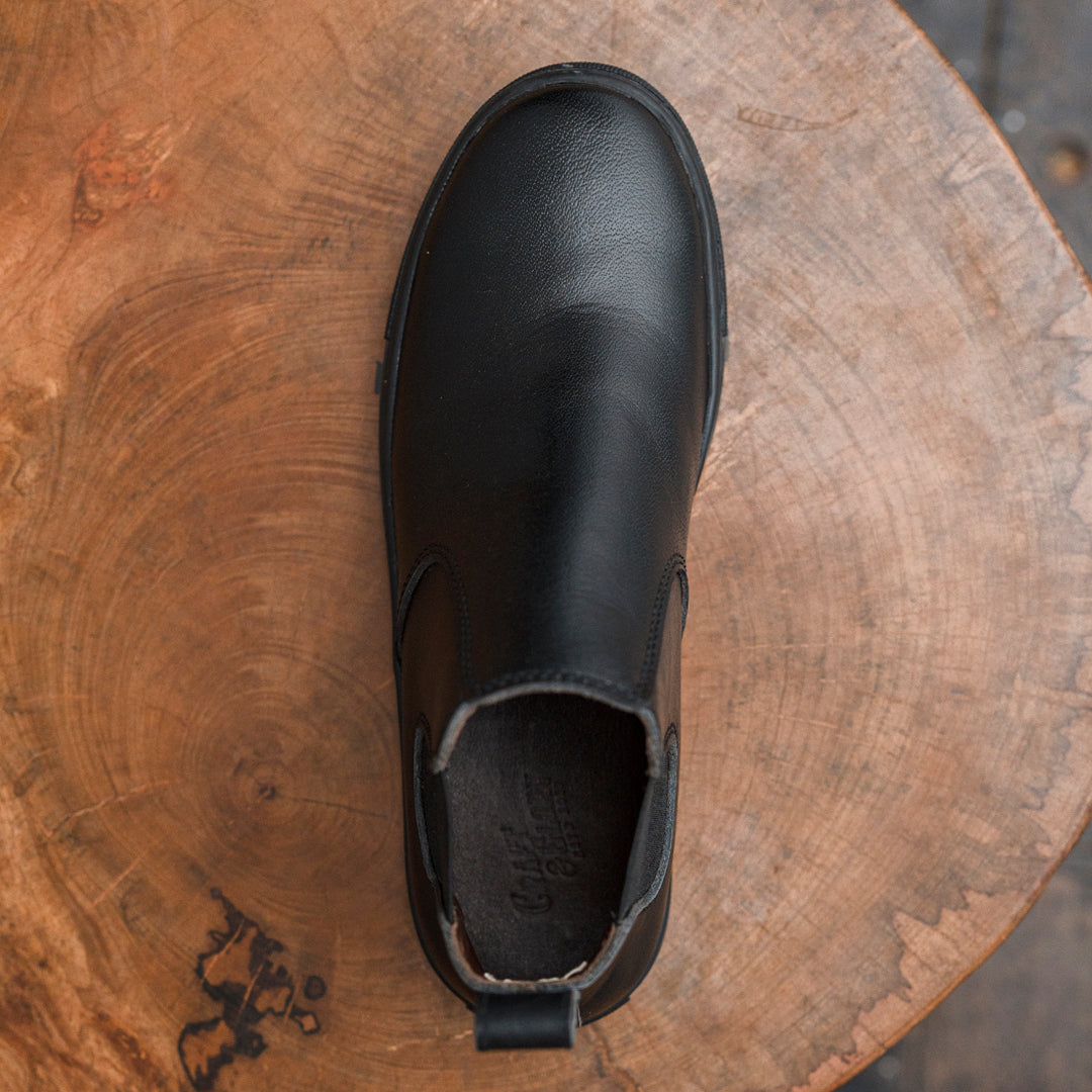 Chelsea Sneakers (Raven Black)