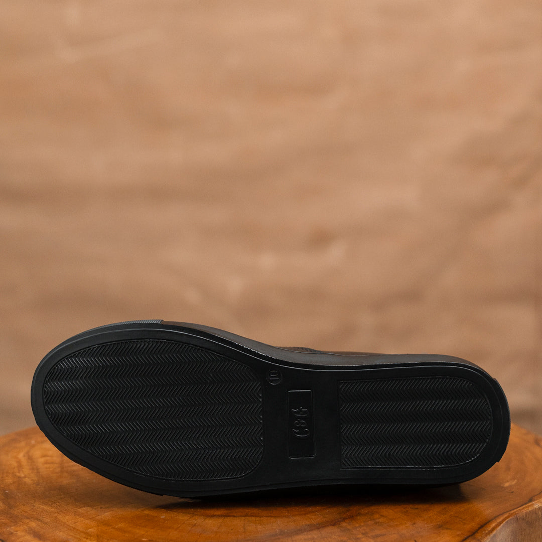 Chelsea Sneakers (Raven Black)