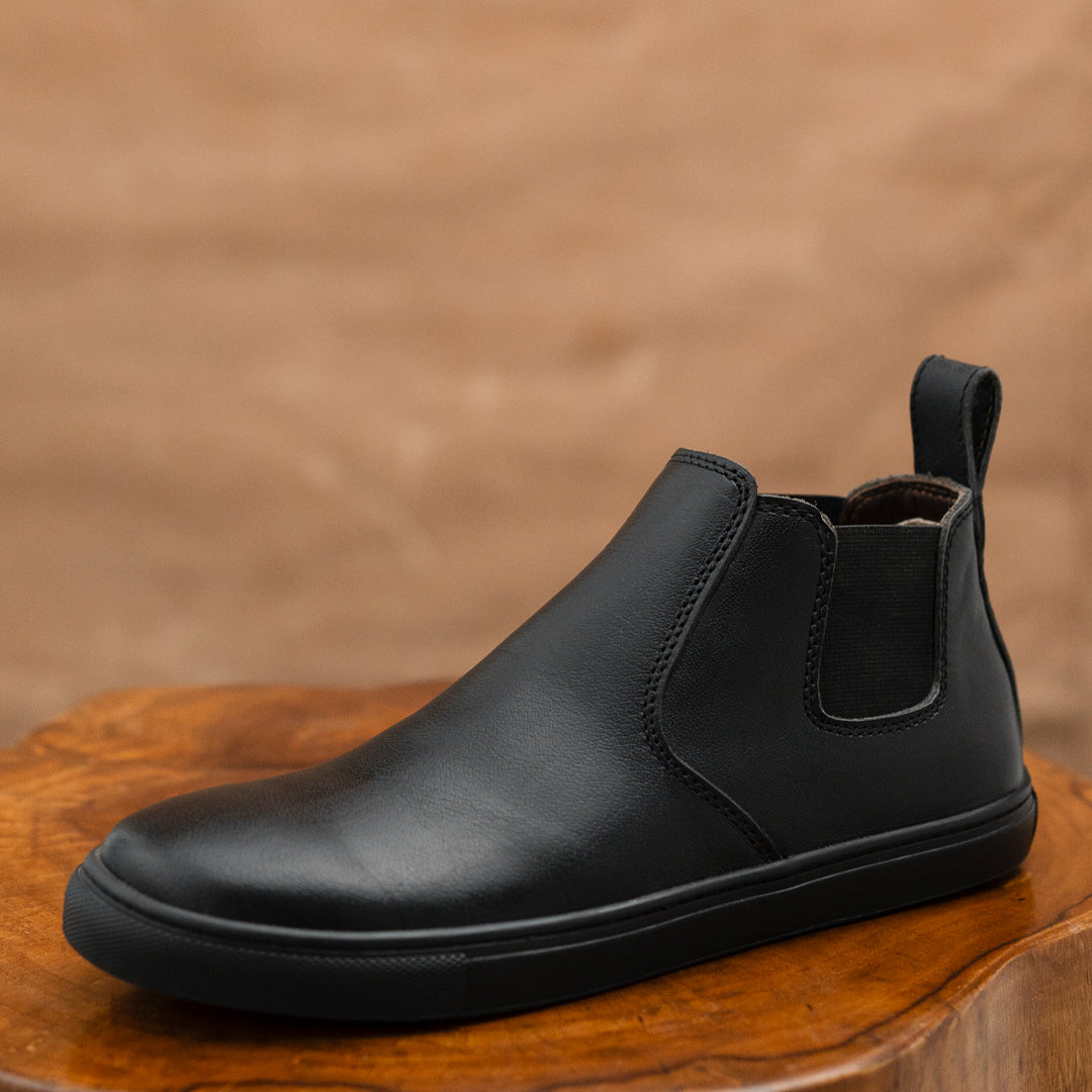 Chelsea Sneakers (Raven Black)
