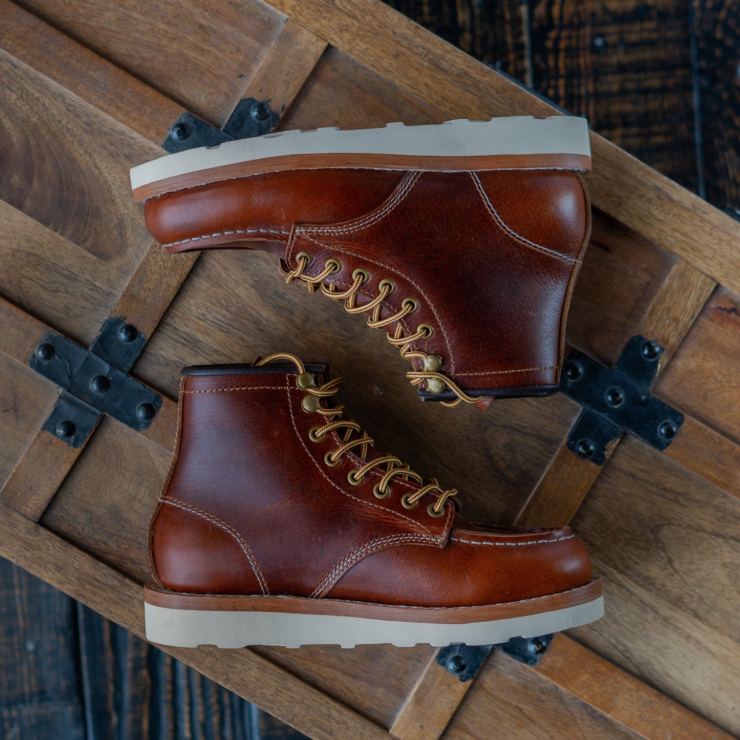 Women Moc-Toe Leather boots (Saddle Tan) Goodyear Welted