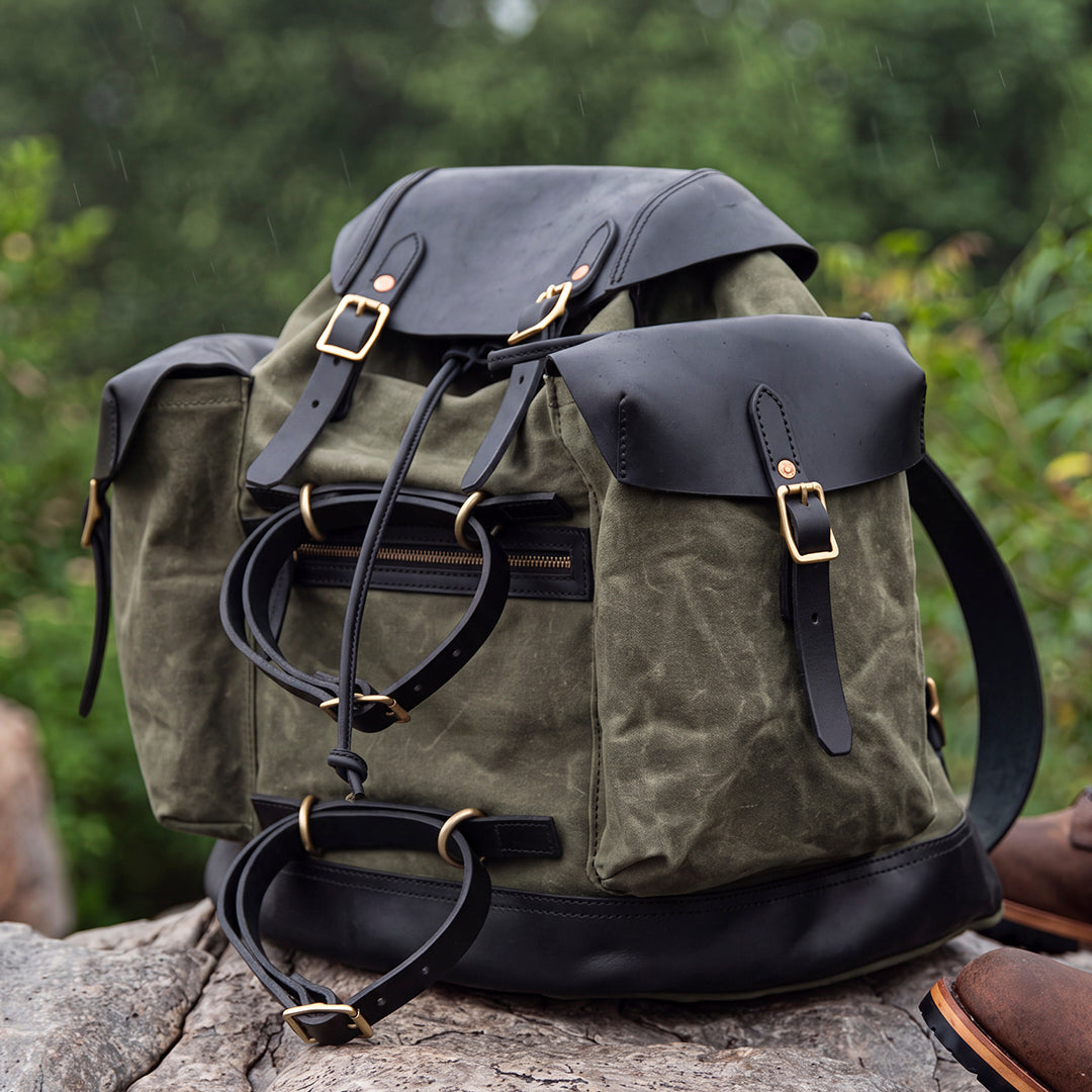 Jungle Rucksack (Forest Green x Raven Black)