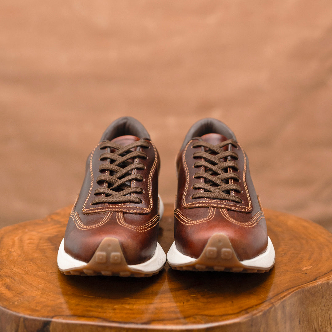 Classic Retro Leather Sneakers (Saddle Tan With White Sole)