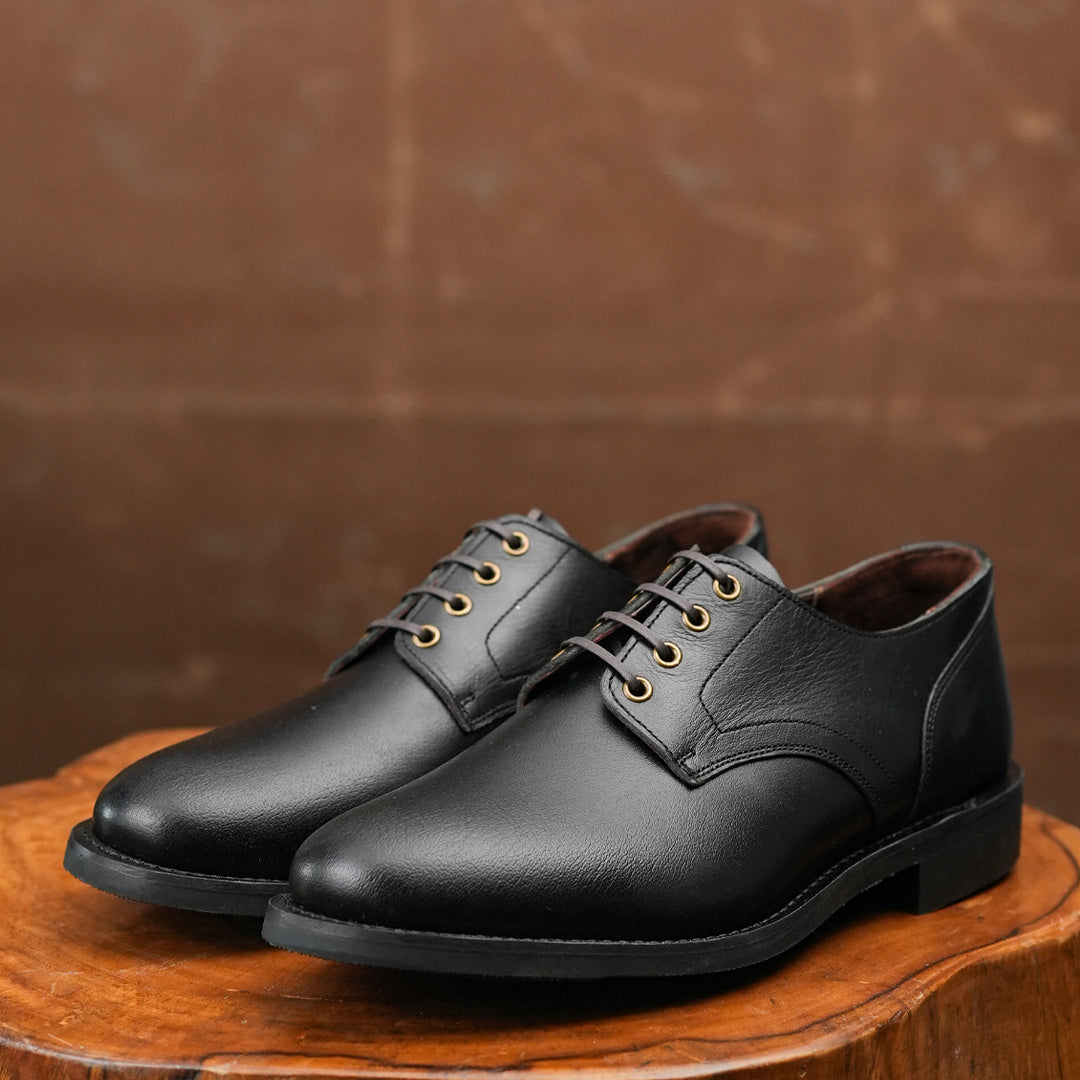 Craft Boondocker Shoes (Raven Black) Goodyear Welted