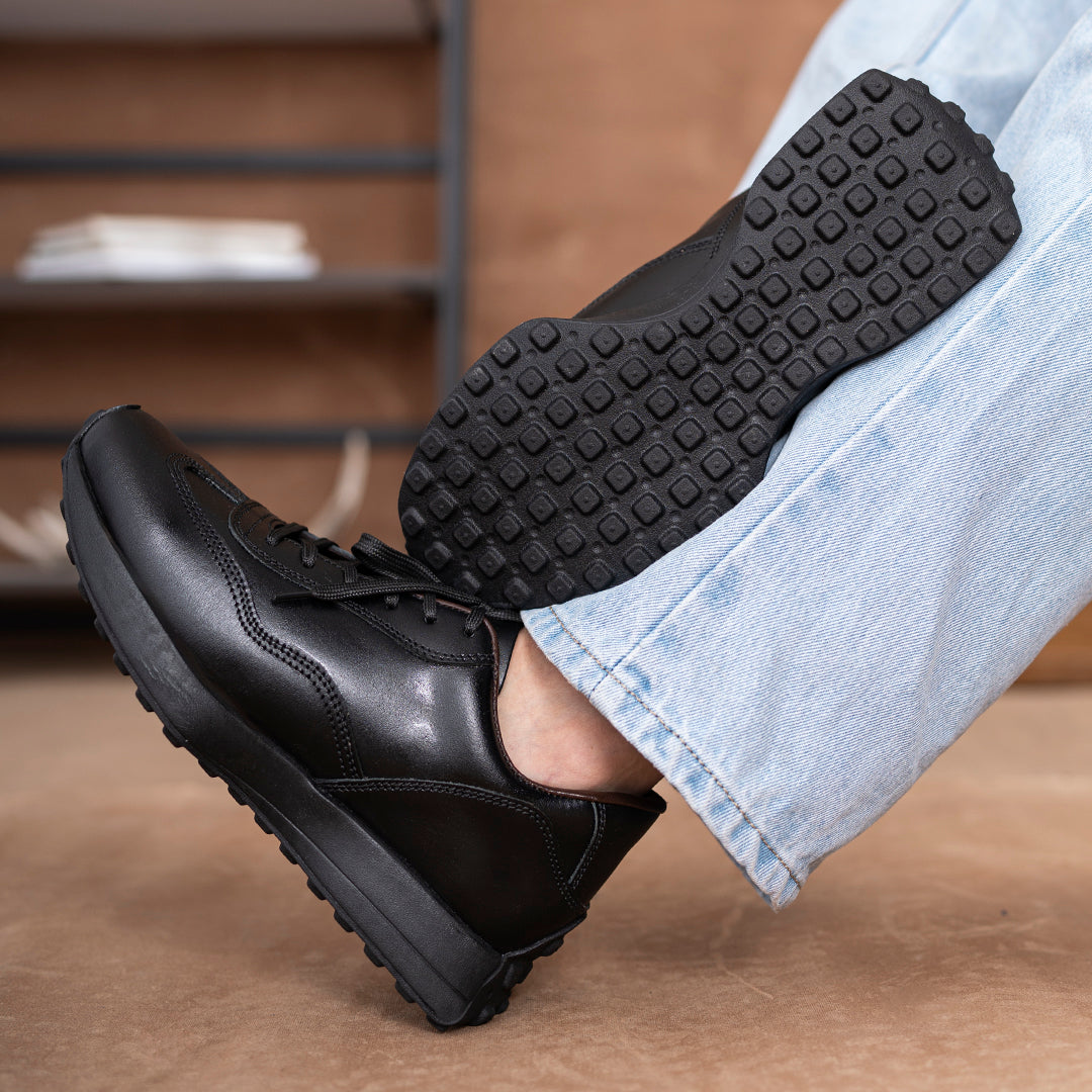 Classic Retro Leather Sneakers (Raven Black With Black Sole) UK 10/ EUR 44 / Leather / Black Classic Retro Leather Sneakers (Raven Black With Black Sole) UK 10/ EUR 44 / Leather / Black