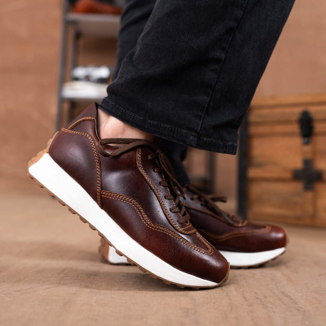 Classic Retro Leather Sneakers (Saddle Tan With White Sole)
