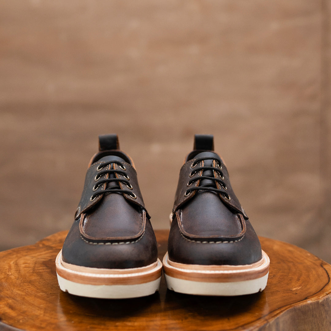 Moc-Toe Shoes (Vintage Brown) Goodyear Welted