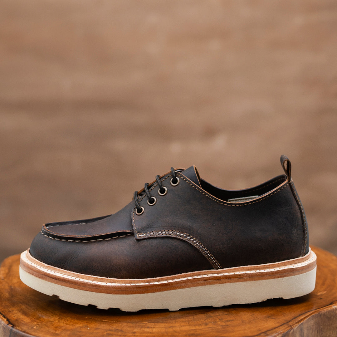 Moc-Toe Shoes (Vintage Brown) Goodyear Welted