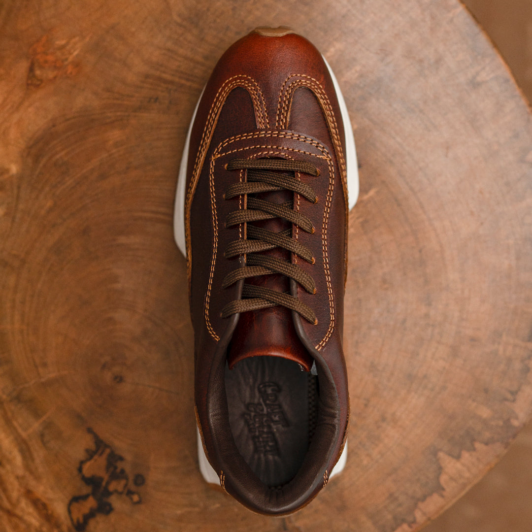 Classic Retro Leather Sneakers (Saddle Tan With White Sole)
