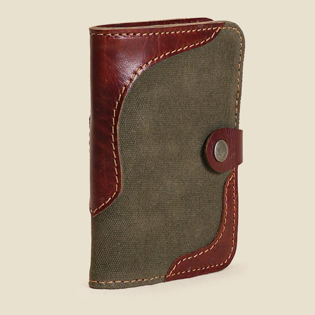 Countryman Passport Holder ( Forest Green )