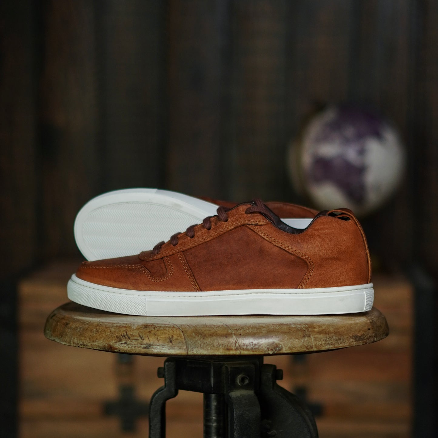 Brooklyn Low Top Sneakers (Vintage Tan)