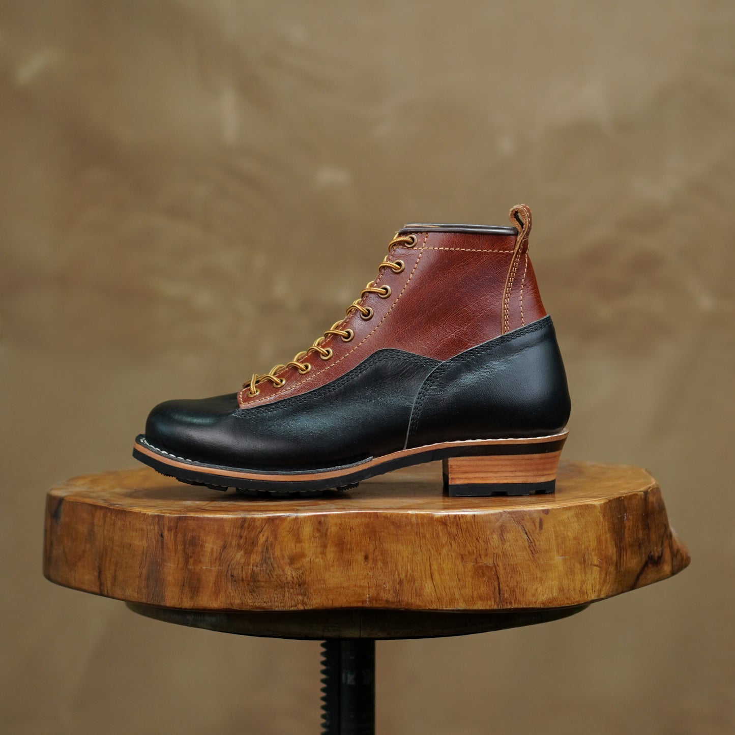 Outlander Boots 6" (Black & Tan)