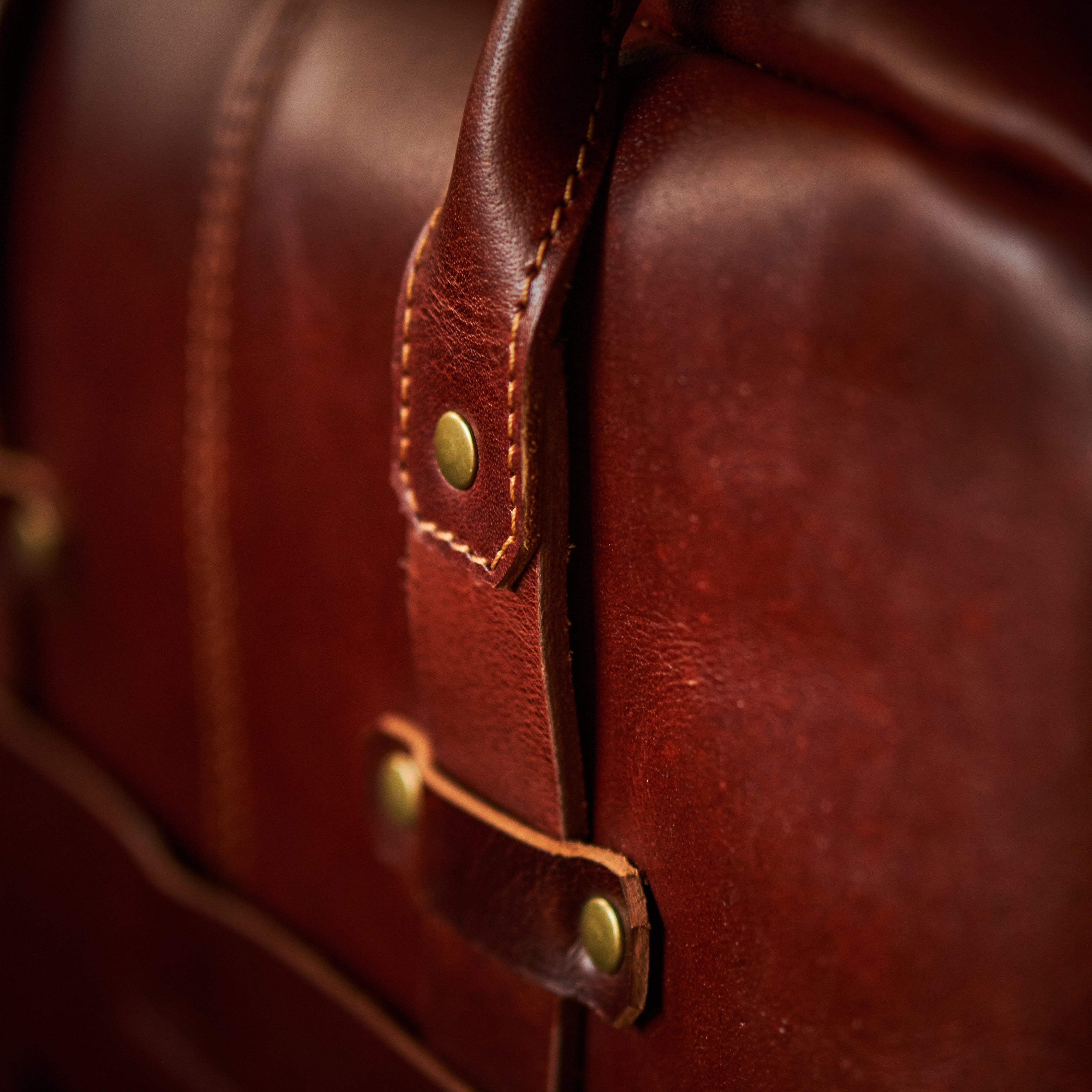 Leather boston bag for men – Craft & Glory International
