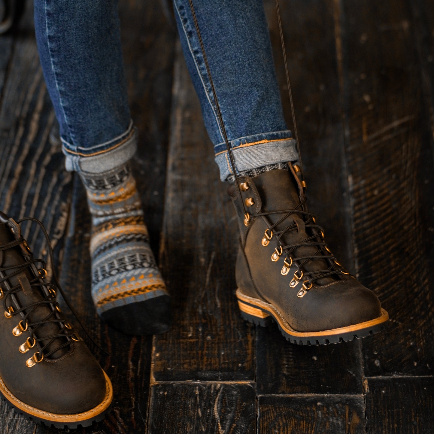 Women Hike Boots (Vintage Brown) Goodyear Welted
