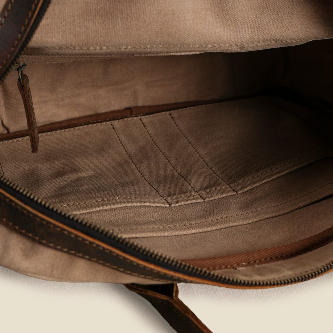 Heritage Briefcase ( Sandstorm )