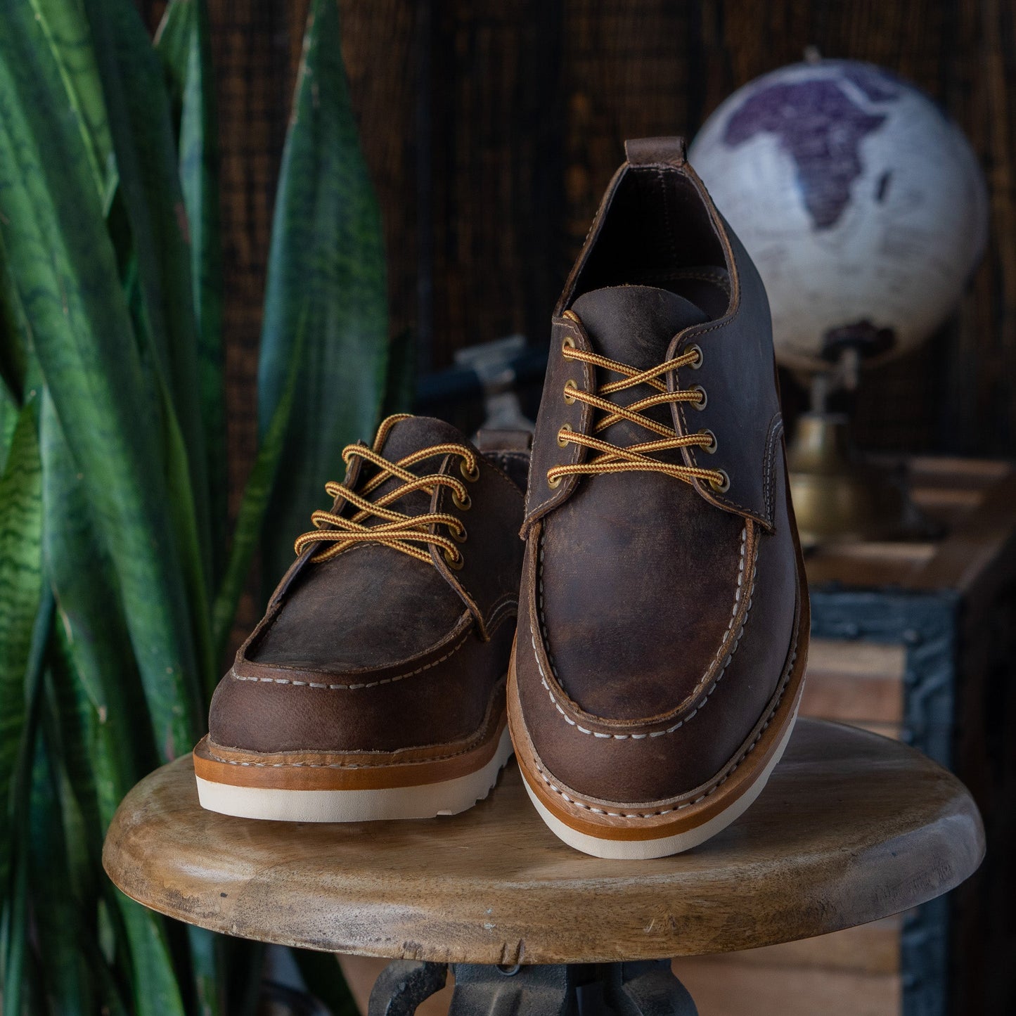Moc-Toe Shoes (Vintage Brown) Goodyear Welted