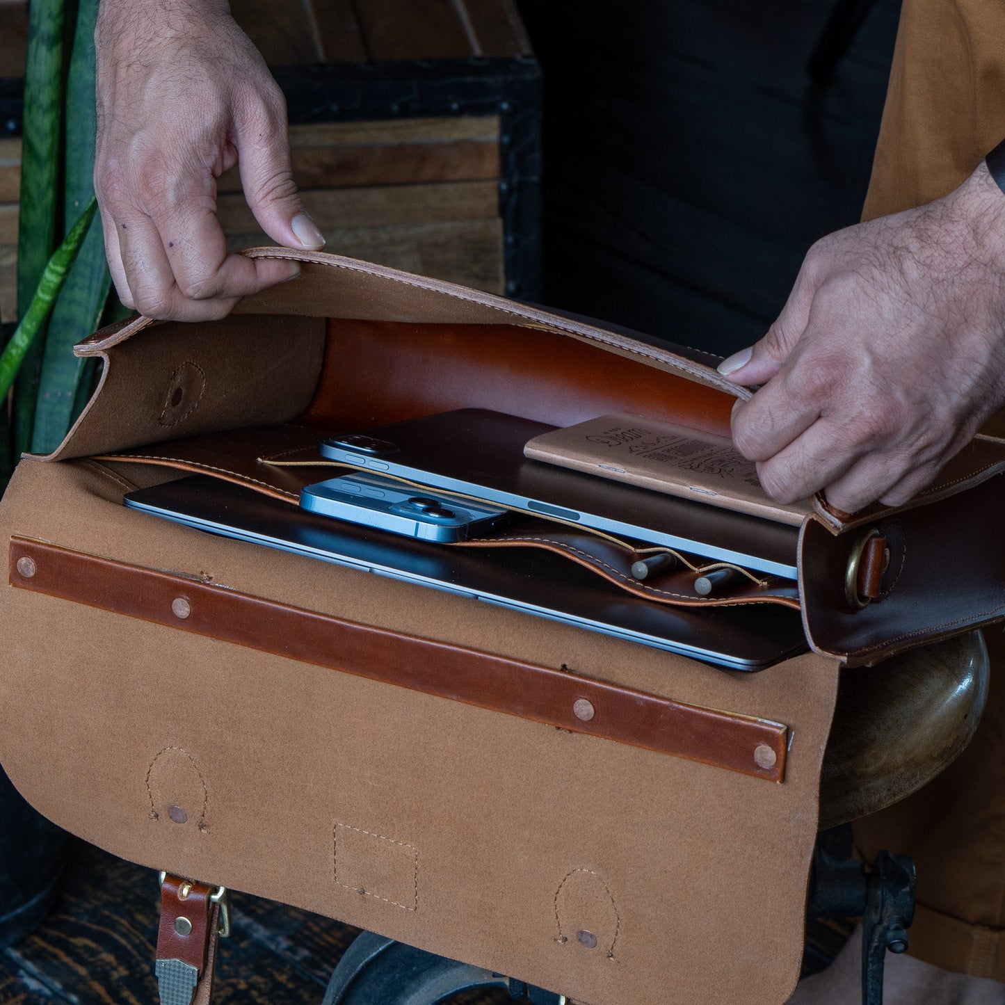 Brooklyn Satchel (Saddle Tan)