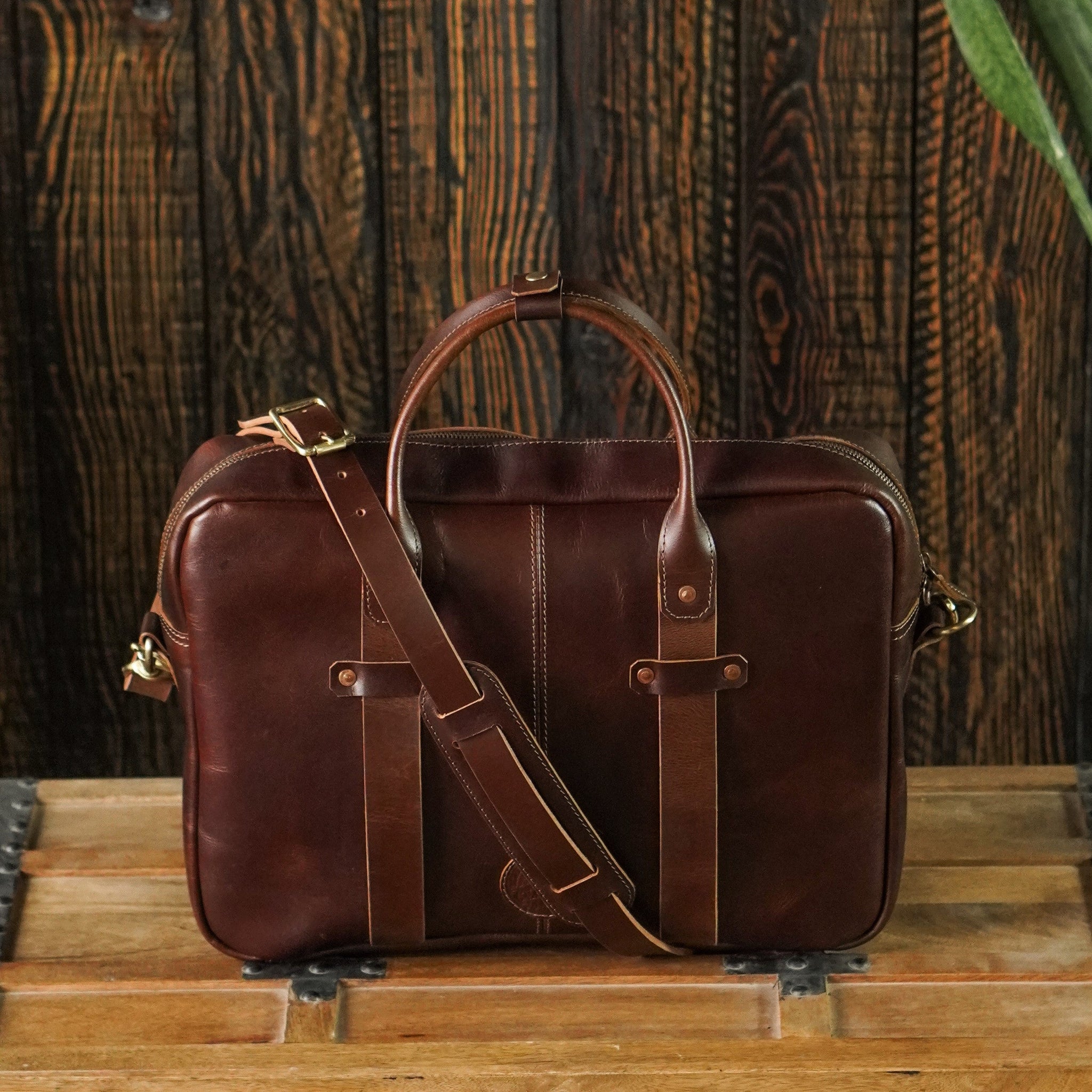 Leather Boston Commuter Bag Large Size main image 0