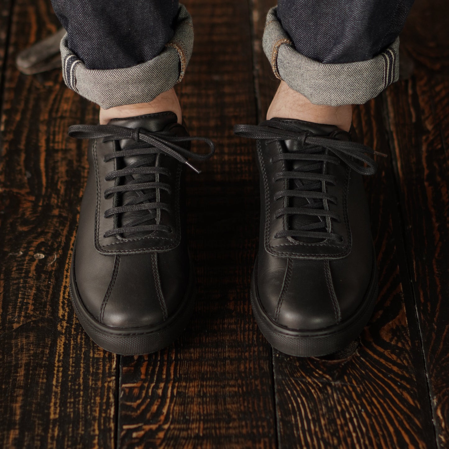 Austin Low Top Sneakers (Raven Black)