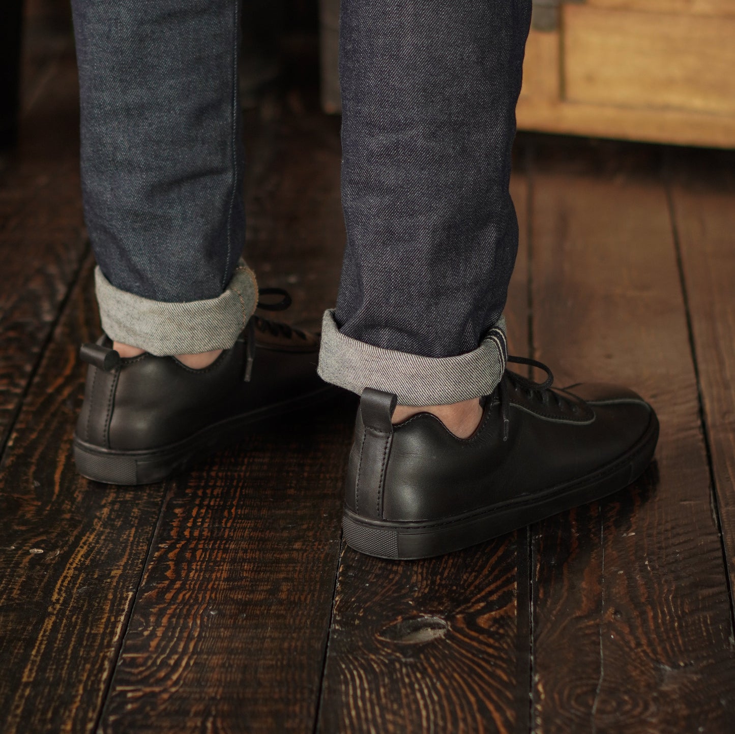 Austin Low Top Sneakers (Raven Black)