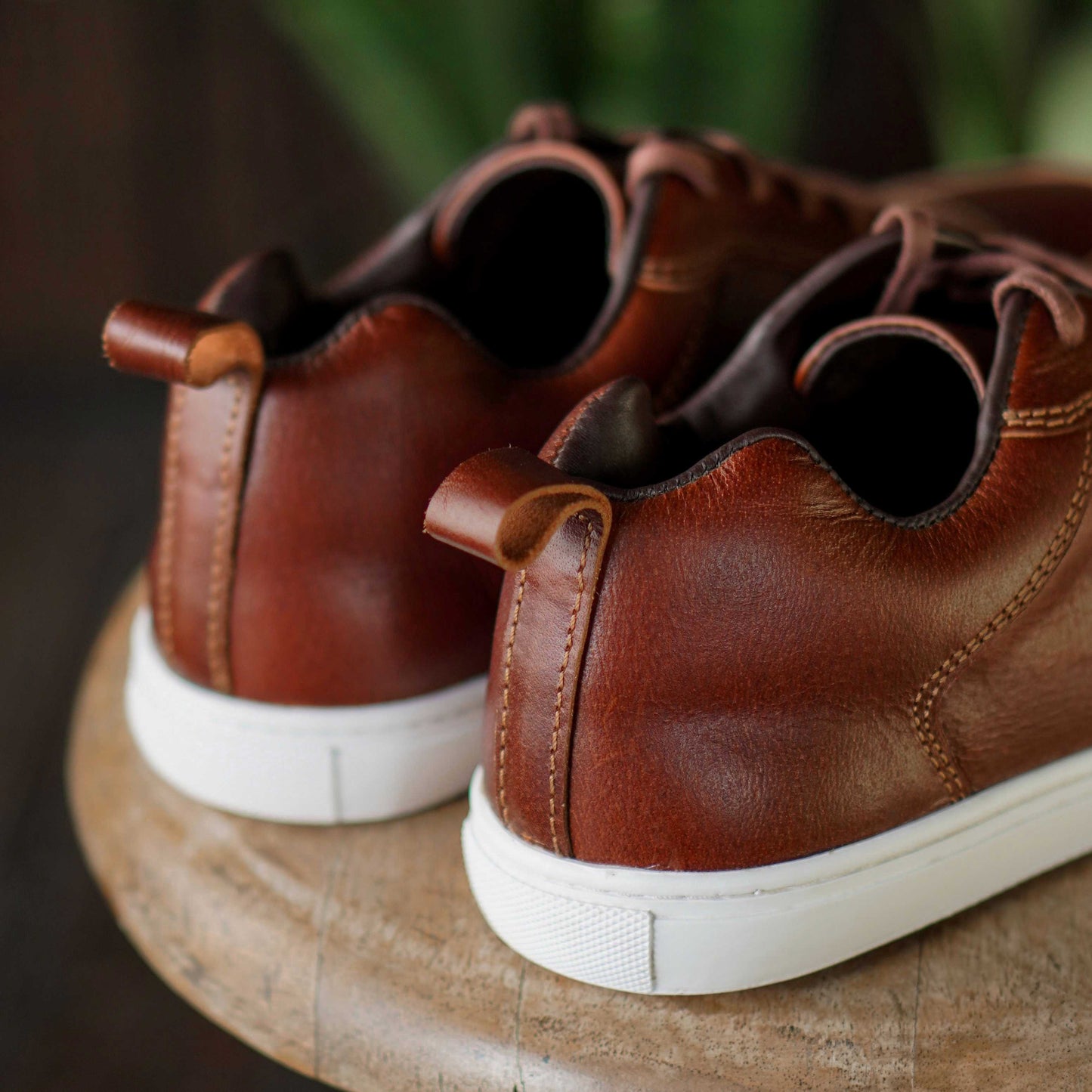 Brooklyn Low Top Sneakers (Saddle Tan)