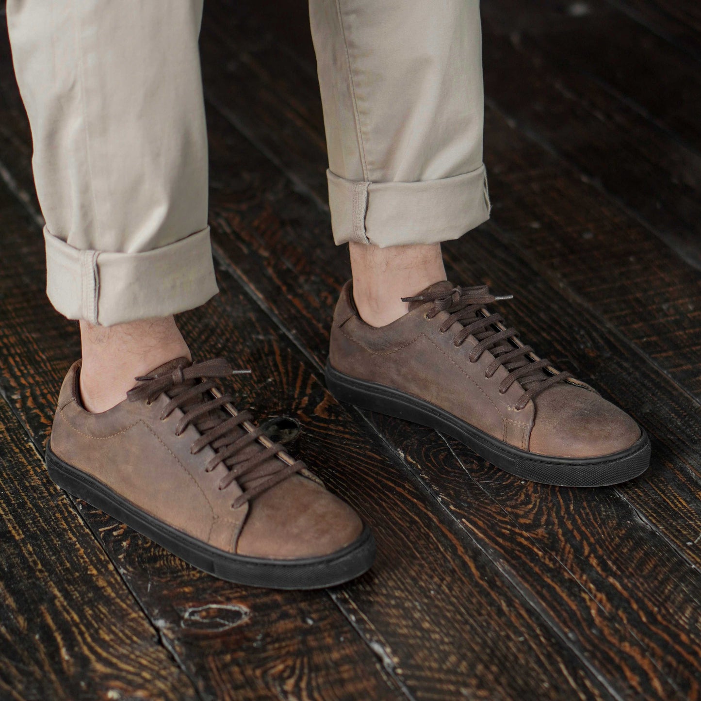Manhattan Low Top Sneakers (Vintage Brown)