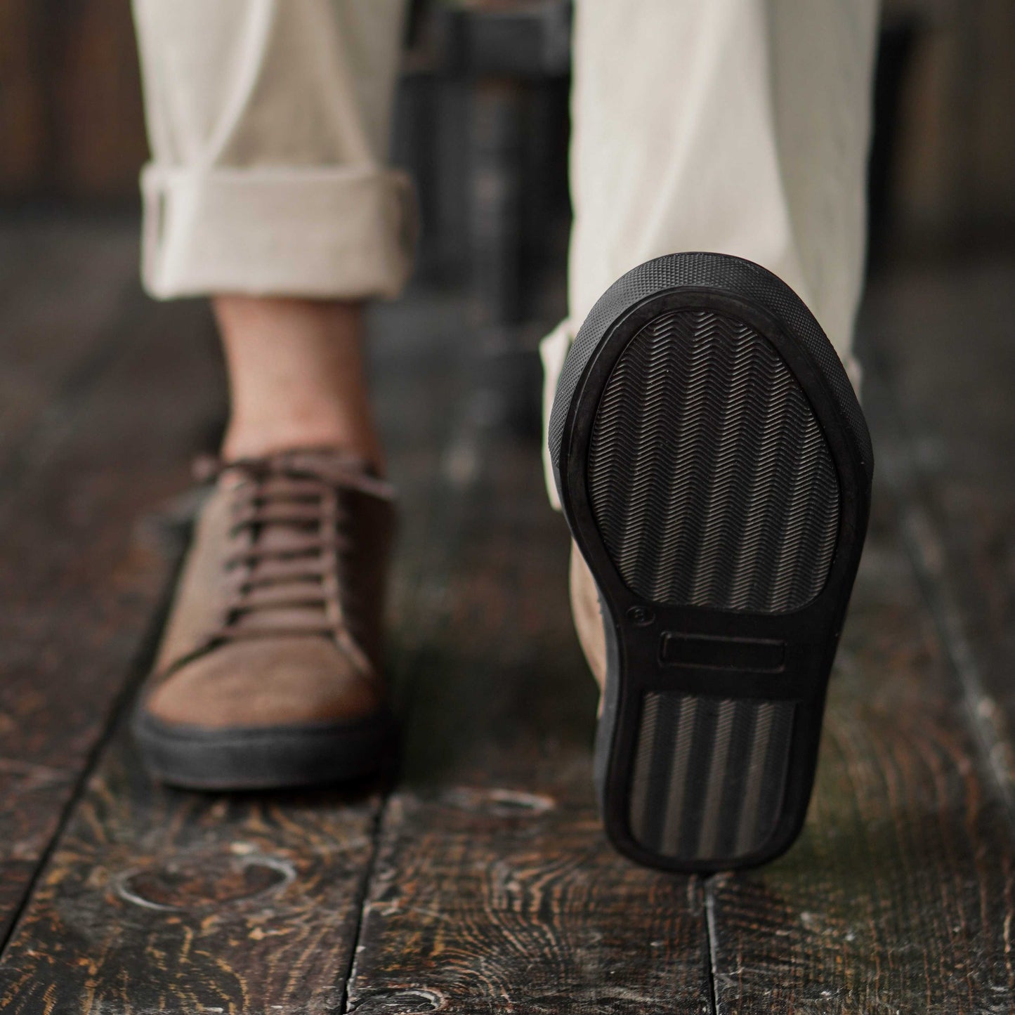 Manhattan Low Top Sneakers (Vintage Brown)