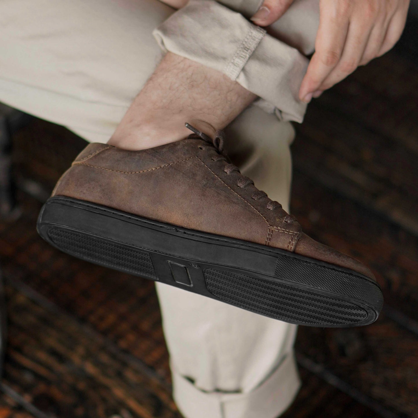 Manhattan Low Top Sneakers (Vintage Brown)