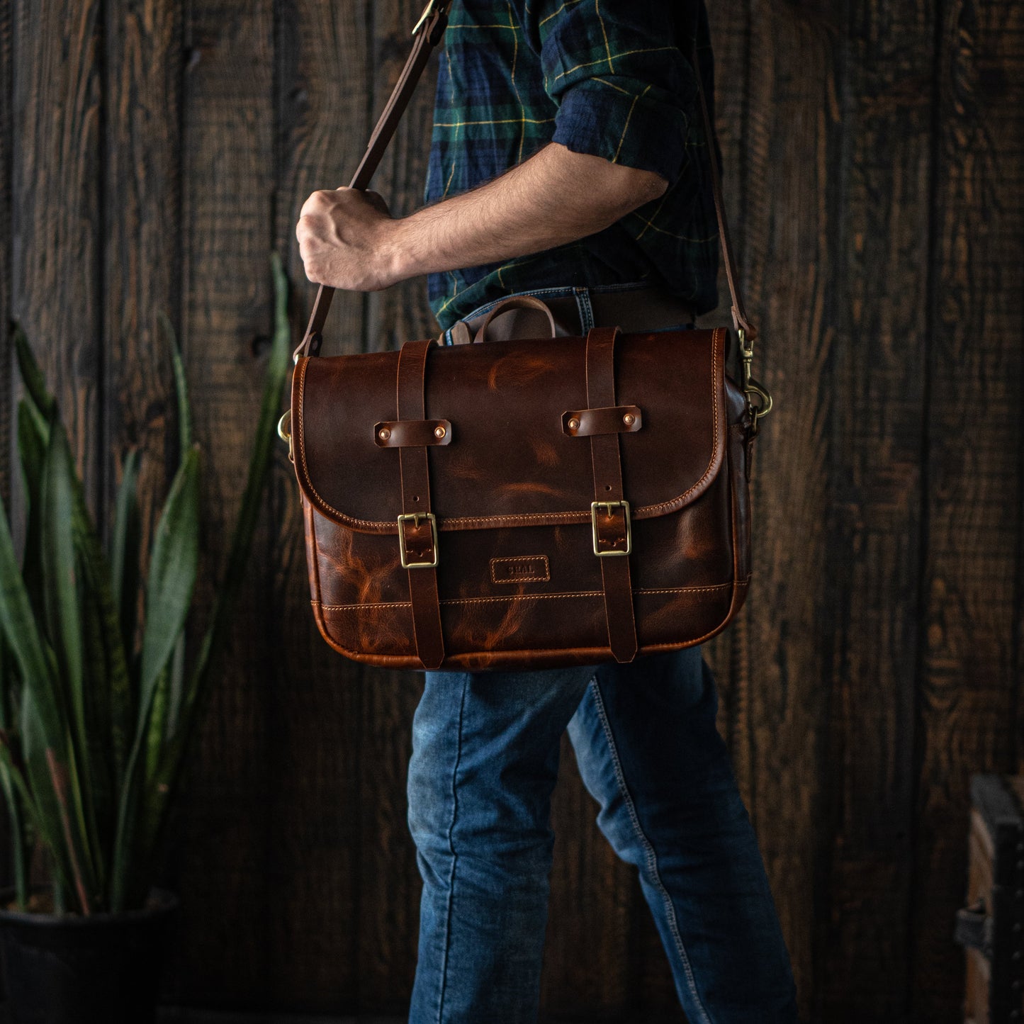 Field Bag (Saddle Tan)