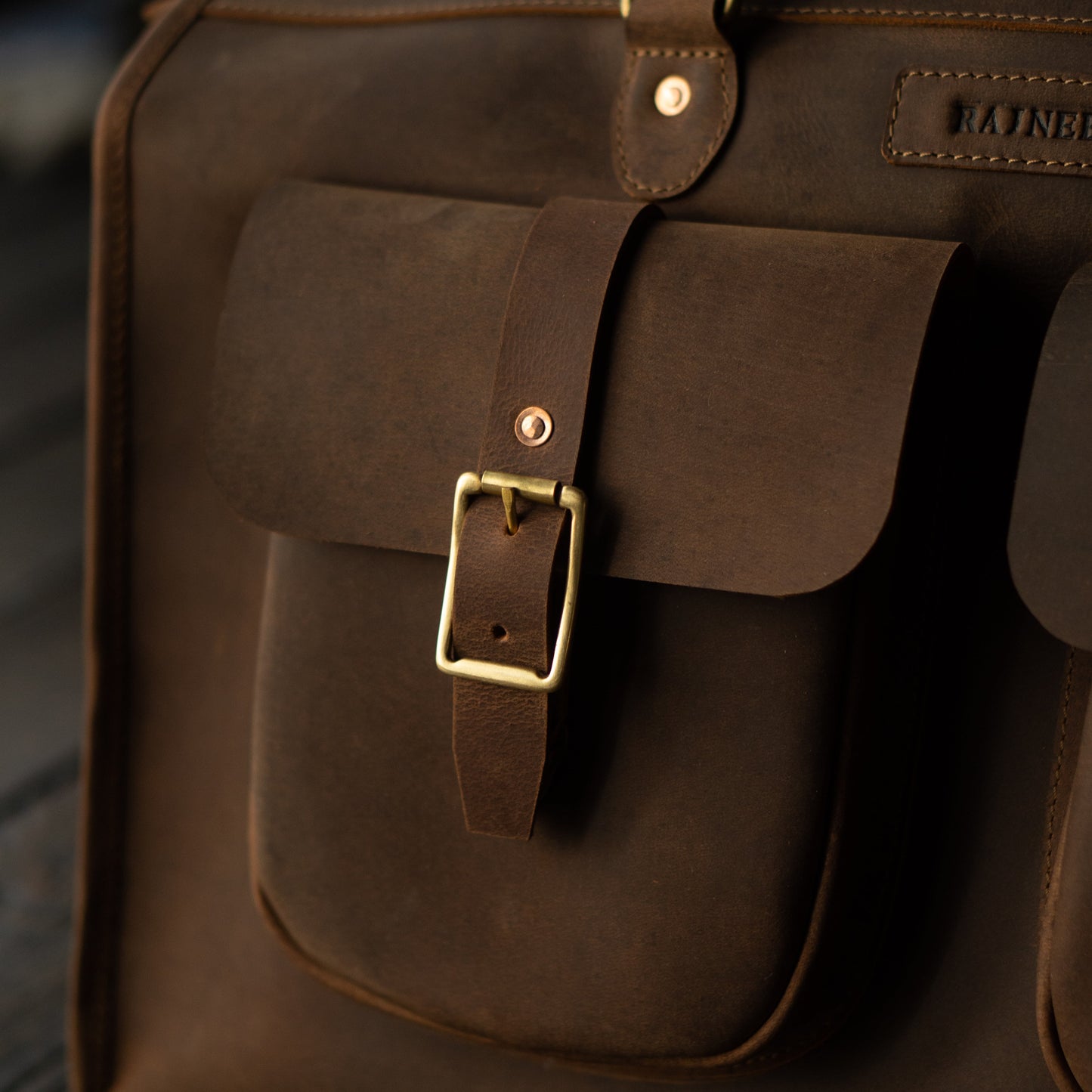 Diplomat Duffle Weekender (Vintage Brown)